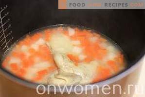Zupa przepiórcza w wolnej kuchence