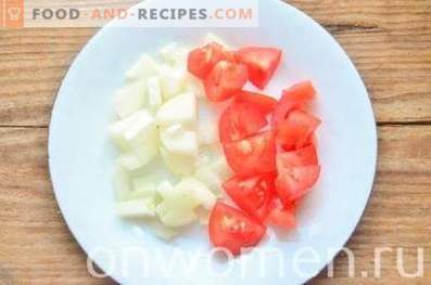 Sos grzybowy z pomidorami i oliwkami